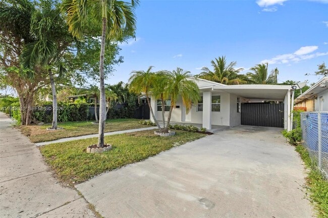 3507 SW 25th Ter in Miami, FL - Building Photo - Building Photo