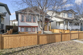 119 Cimarron Grove Crescent in Okotoks, AB - Building Photo - Building Photo