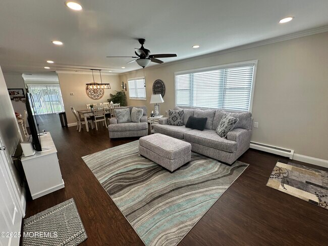 7 Barbuda St in Toms River, NJ - Building Photo - Building Photo