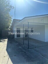 3033 Scotty Dr in Jacksonville, FL - Building Photo - Building Photo
