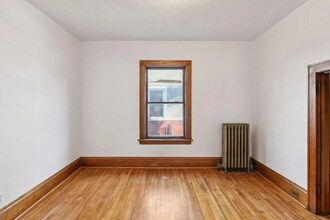 104 W 27th St, Unit 1 in Minneapolis, MN - Building Photo - Building Photo