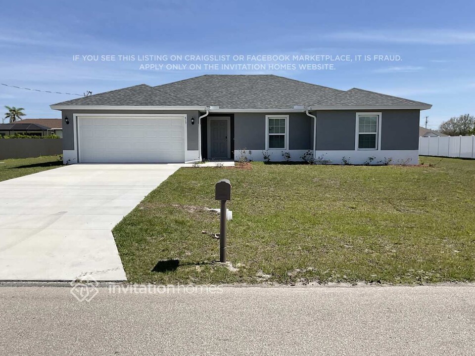 413 NW 1st Pl in Cape Coral, FL - Building Photo