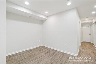 1223 16th St NE in Washington, DC - Building Photo - Building Photo