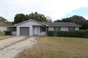 1601 N Normandy Blvd in Deltona, FL - Building Photo