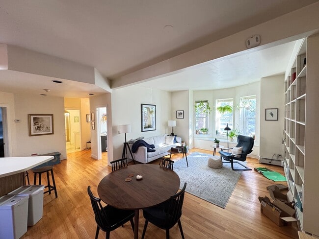 4 Academy St in New Haven, CT - Building Photo - Building Photo