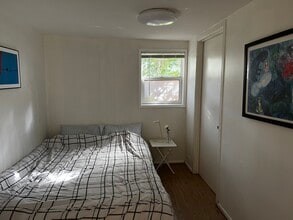 115 N Parkwood Ave in Pasadena, CA - Foto de edificio - Building Photo