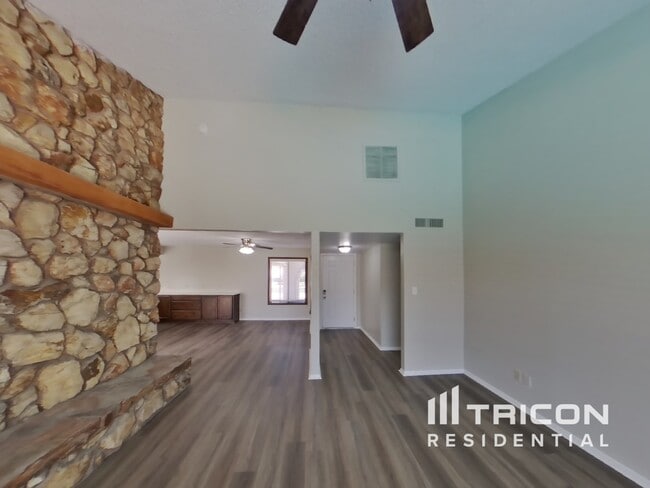 6319 W Sunnyslope Ln in Glendale, AZ - Building Photo - Building Photo