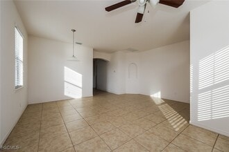 1631 SW 25th Ln in Cape Coral, FL - Building Photo - Building Photo