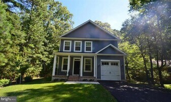 5917 Sneed Dr in Deale, MD - Building Photo