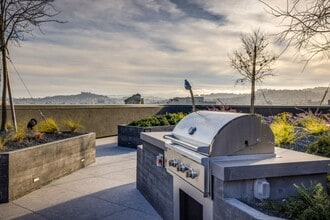 The Brady in San Francisco, CA - Building Photo - Building Photo