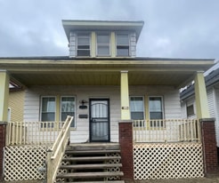 This beautifully updated 3-bedroom, 1-bath in Detroit, MI - Building Photo