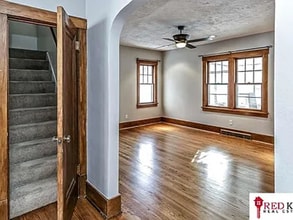 5408 Poppleton Ave in Omaha, NE - Building Photo - Building Photo