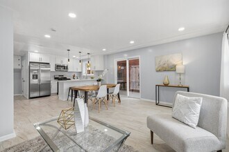 204 Webster St NE in Washington, DC - Building Photo - Building Photo