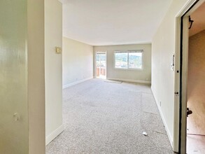 100 Reed Blvd, Unit 8 in Mill Valley, CA - Building Photo - Building Photo