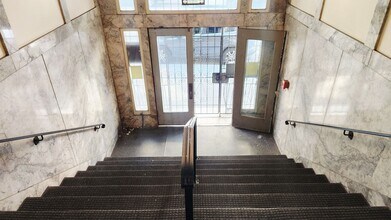 Marquette Apartments in San Francisco, CA - Building Photo - Interior Photo