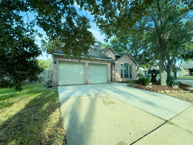 14019 Crown Glen Ct in Houston, TX - Building Photo - Building Photo