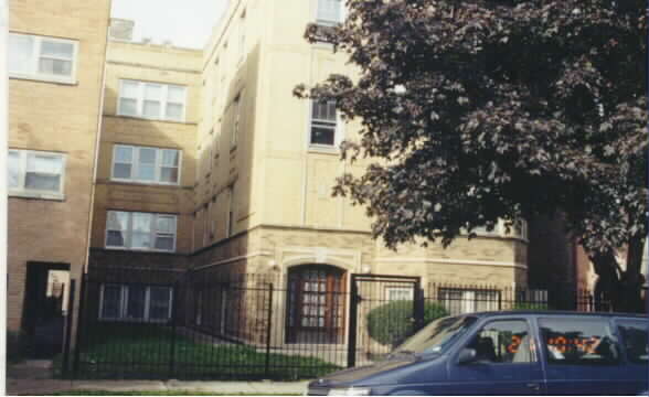 6516-6518 N Mozart St in Chicago, IL - Building Photo