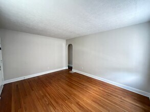 4420 Allmond Ave in Louisville, KY - Building Photo - Building Photo