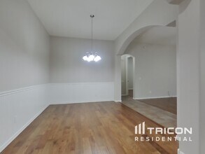 13570 W Port Au Prince Ln in Surprise, AZ - Building Photo - Building Photo