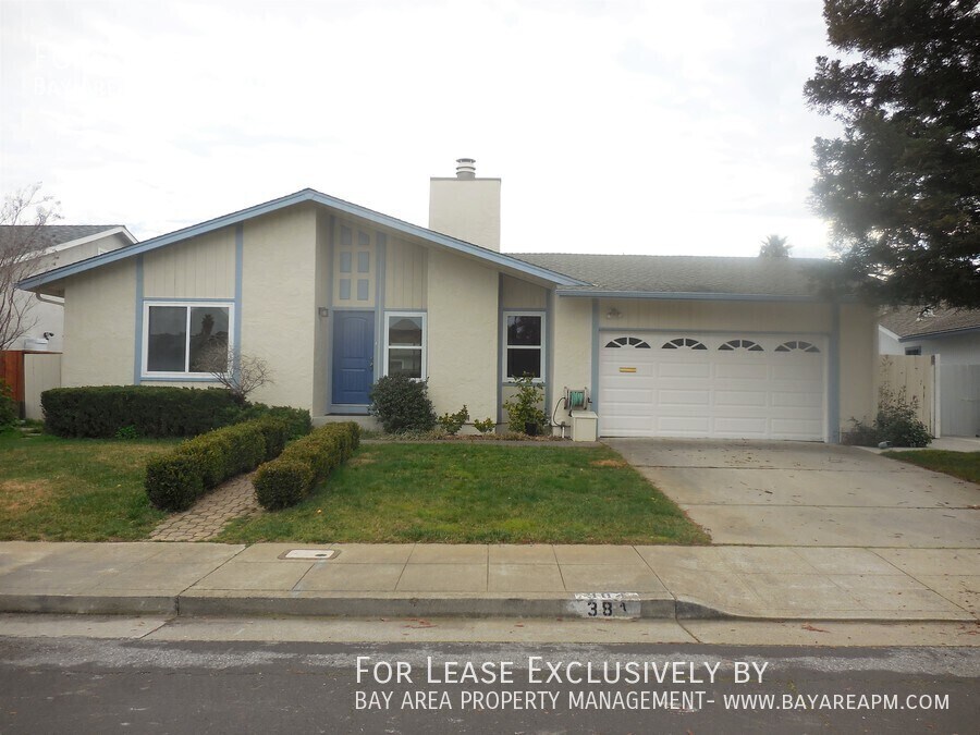 384 Gunter Ln in Redwood City, CA - Building Photo