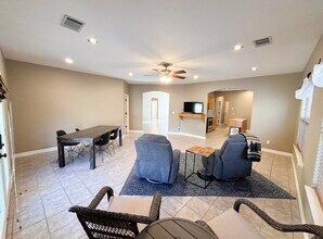 304 Deer Hollow Dr in Horseshoe Bay, TX - Building Photo - Building Photo