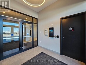 1350 Hemlock Rd in Ottawa, ON - Building Photo - Building Photo