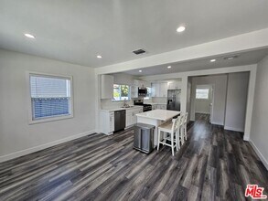 4031 Brunswick Ave in Los Angeles, CA - Building Photo - Building Photo