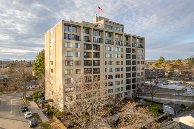 Hampshire Tower in Manchester, NH - Building Photo - Building Photo