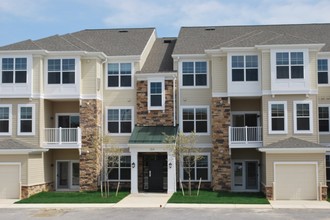 Harborside Village Apartments in Joppatowne, MD - Foto de edificio - Building Photo