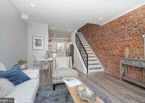 1917 Pierce St in Philadelphia, PA - Building Photo