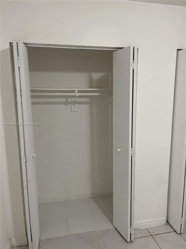 12021 SW 191st St in Miami, FL - Building Photo - Building Photo