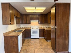 1831 Cherokee Dr in Salinas, CA - Building Photo - Building Photo