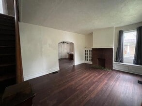 124 Garretts Run Rd in Kittanning, PA - Building Photo - Building Photo