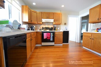 22 Lyne Rd in Boston, MA - Building Photo - Building Photo