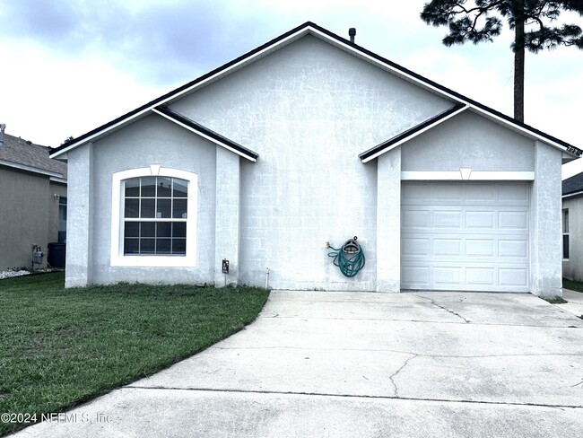 7275 Lawn Tennis Ln in Jacksonville, FL - Building Photo - Building Photo