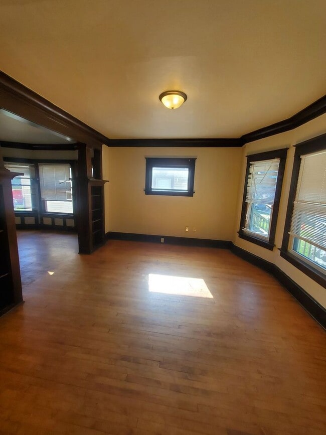 3520-3522-3522 N 15th St