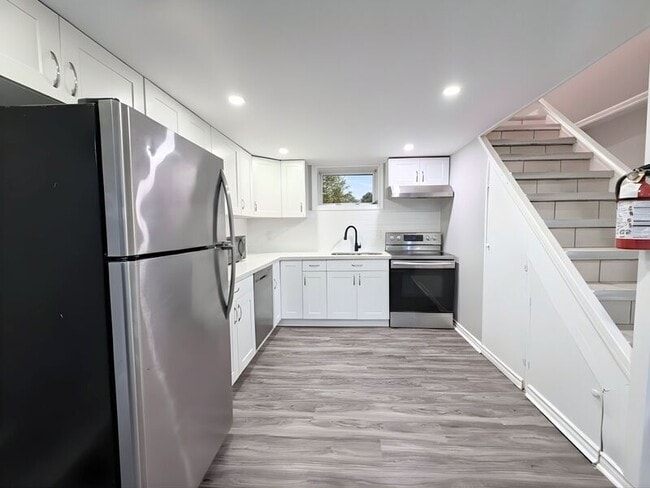 property at 20 W 4th St