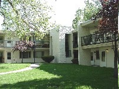 Cottonwood Apartments in Boulder, CO - Foto de edificio