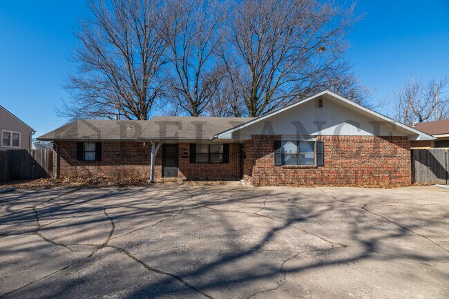 1819 S Glendale St in Wichita, KS - Building Photo - Building Photo