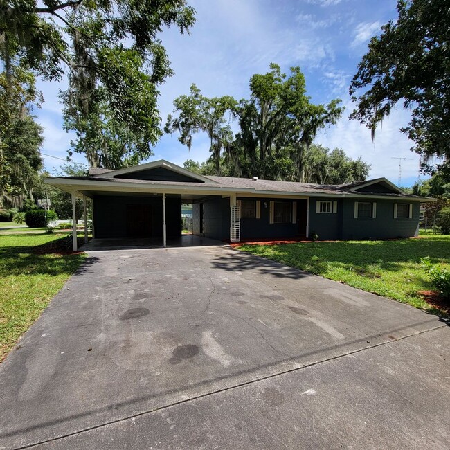 608 Gibson St in Leesburg, FL - Building Photo - Building Photo