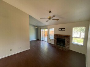 604 Hovey Way in Roseville, CA - Building Photo - Building Photo