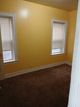 7222 S Ridgeway Ave, Unit Apt 2 in Chicago, IL - Building Photo - Building Photo