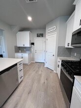 596 Backstays Lp in Kyle, TX - Building Photo - Building Photo