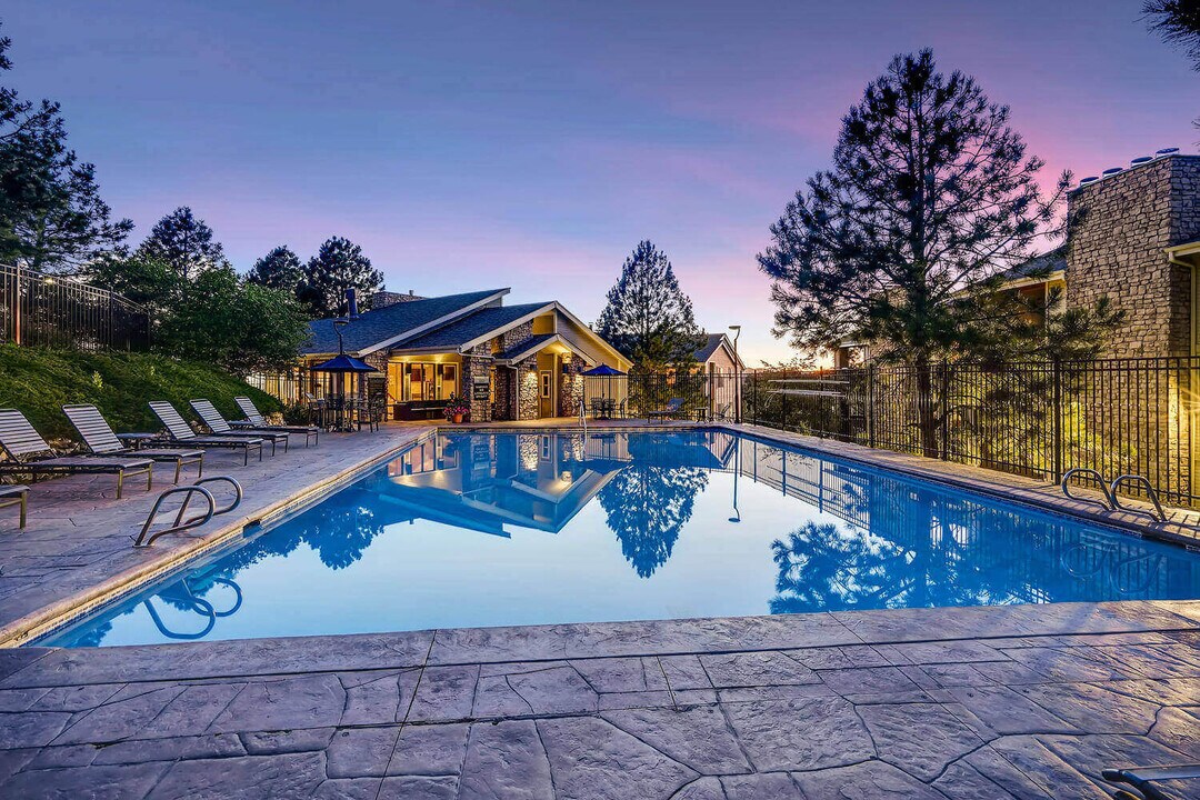 Vistas at Plum Creek in Castle Rock, CO - Building Photo