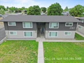 2372 Hood Ave in Richland, WA - Building Photo - Building Photo