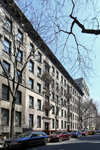 209 W 107th St in New York, NY - Building Photo - Primary Photo