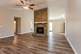 80 Hartley Way in Kennesaw, GA - Building Photo - Building Photo
