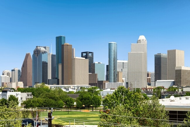 306 W Pierce St in Houston, TX - Building Photo - Building Photo