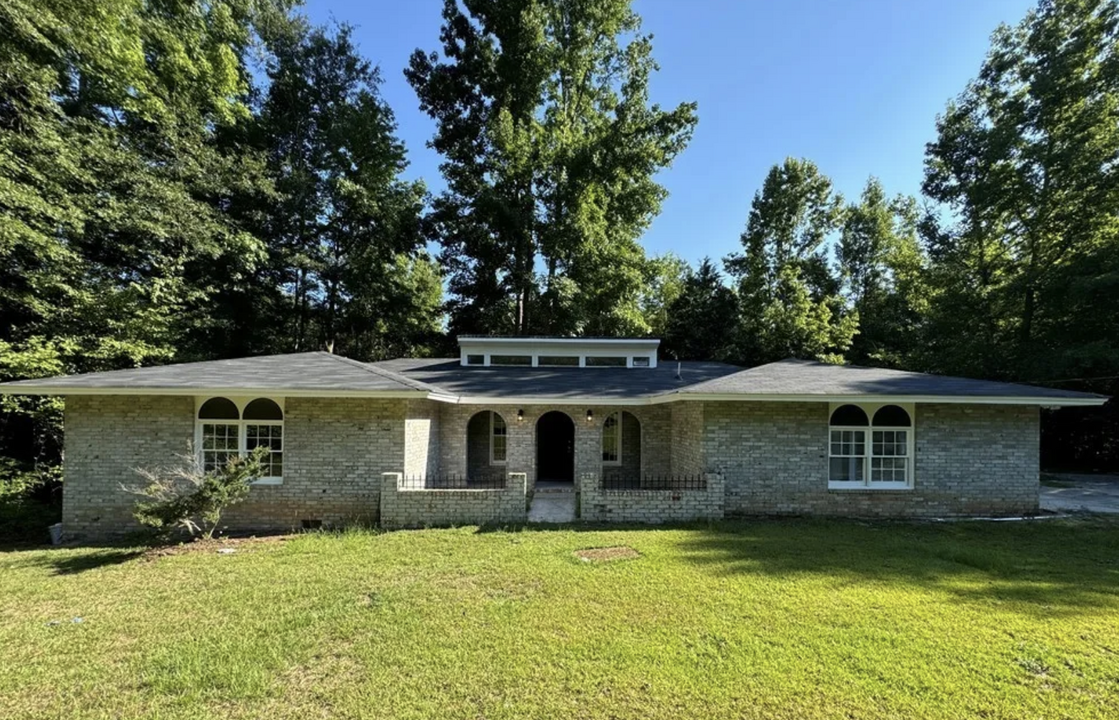 1772 Lawerence Rd in Hephzibah, GA - Foto de edificio