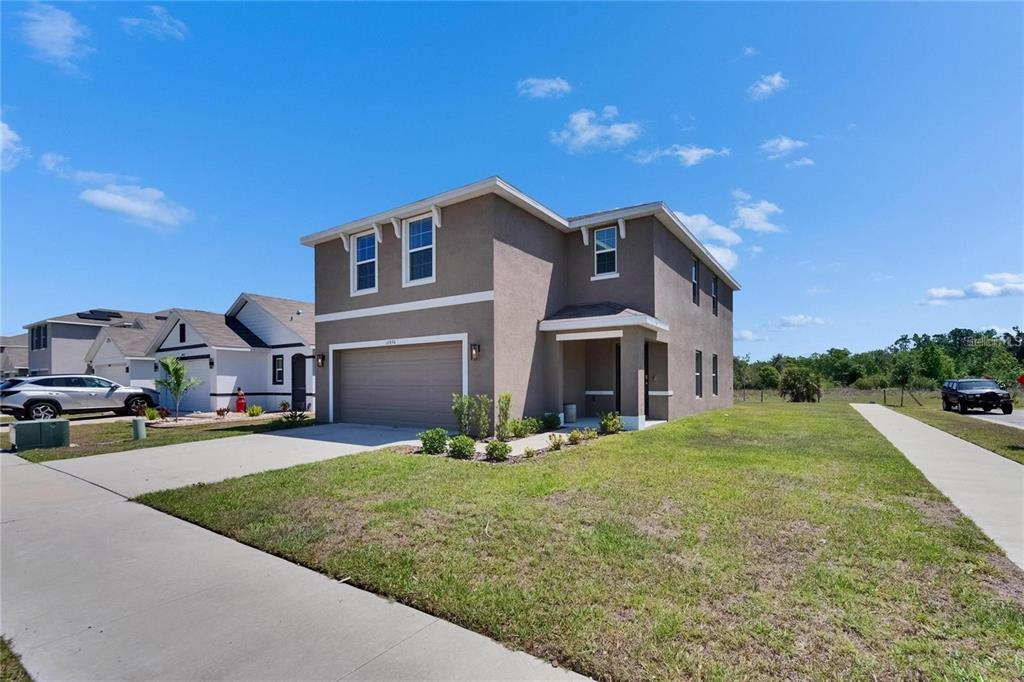 16894 Delia St in Wimauma, FL - Building Photo